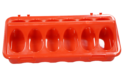 プラスチック製鶏用餌箱